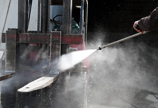 Best Commercial Building Pressure Washing  in West Van Lear, KY